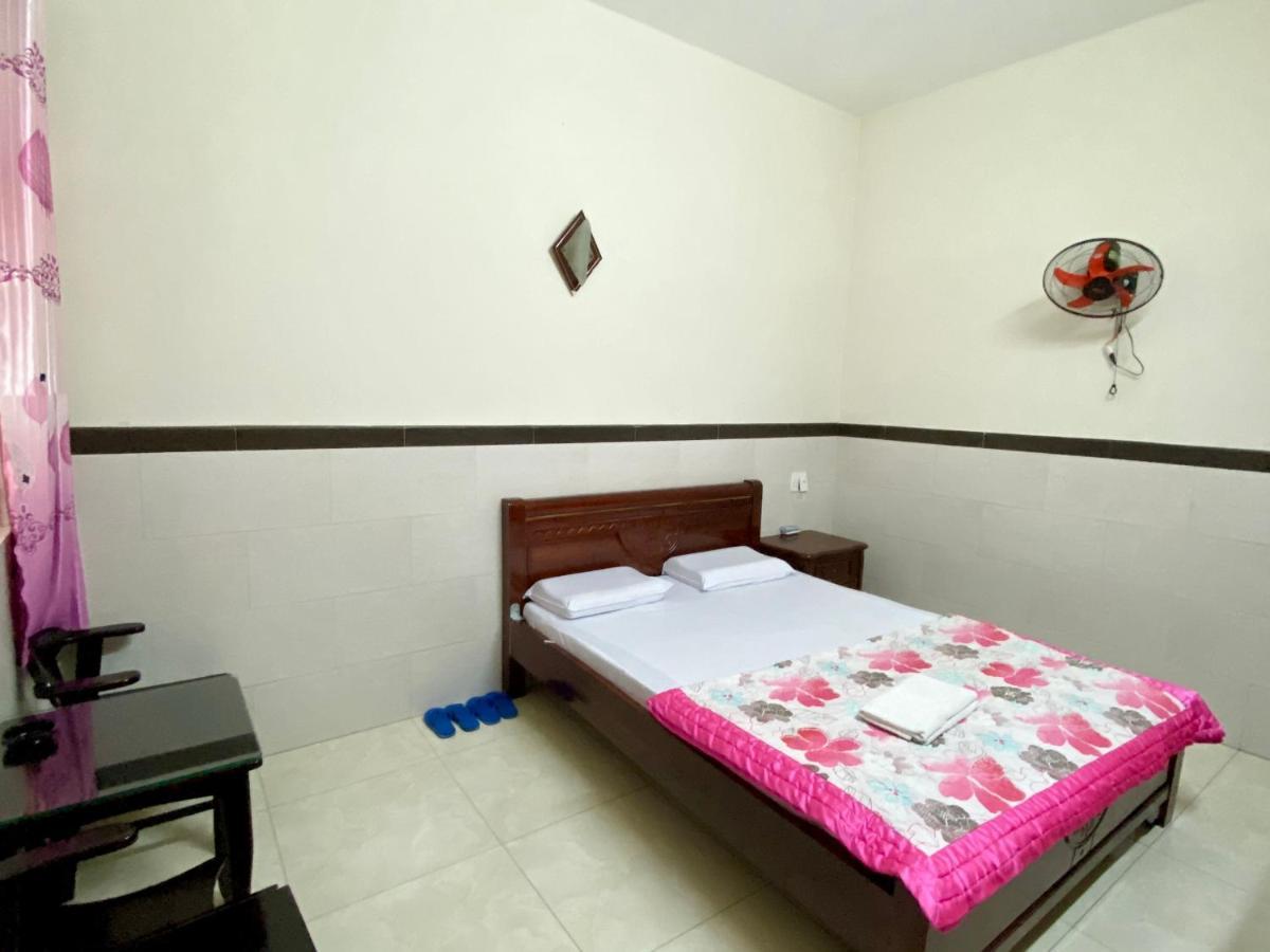 Phuong Huy Hotel 邦美蜀 外观 照片