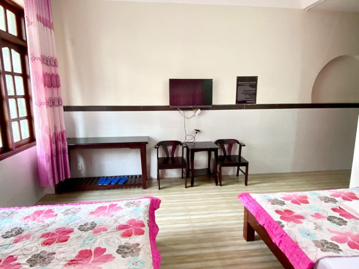 Phuong Huy Hotel 邦美蜀 外观 照片
